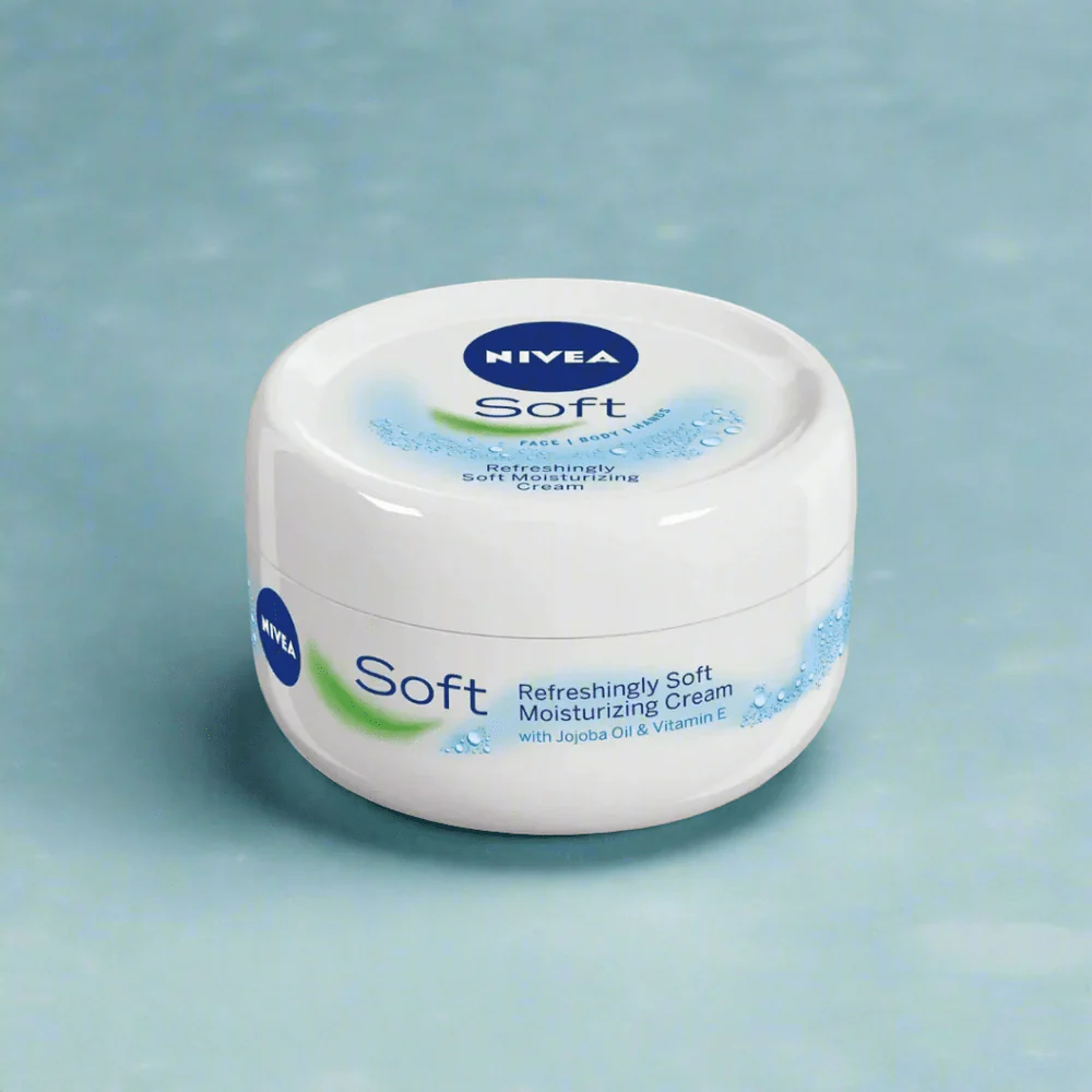 Nivea Soft Light Moisturising Cream (100ml)